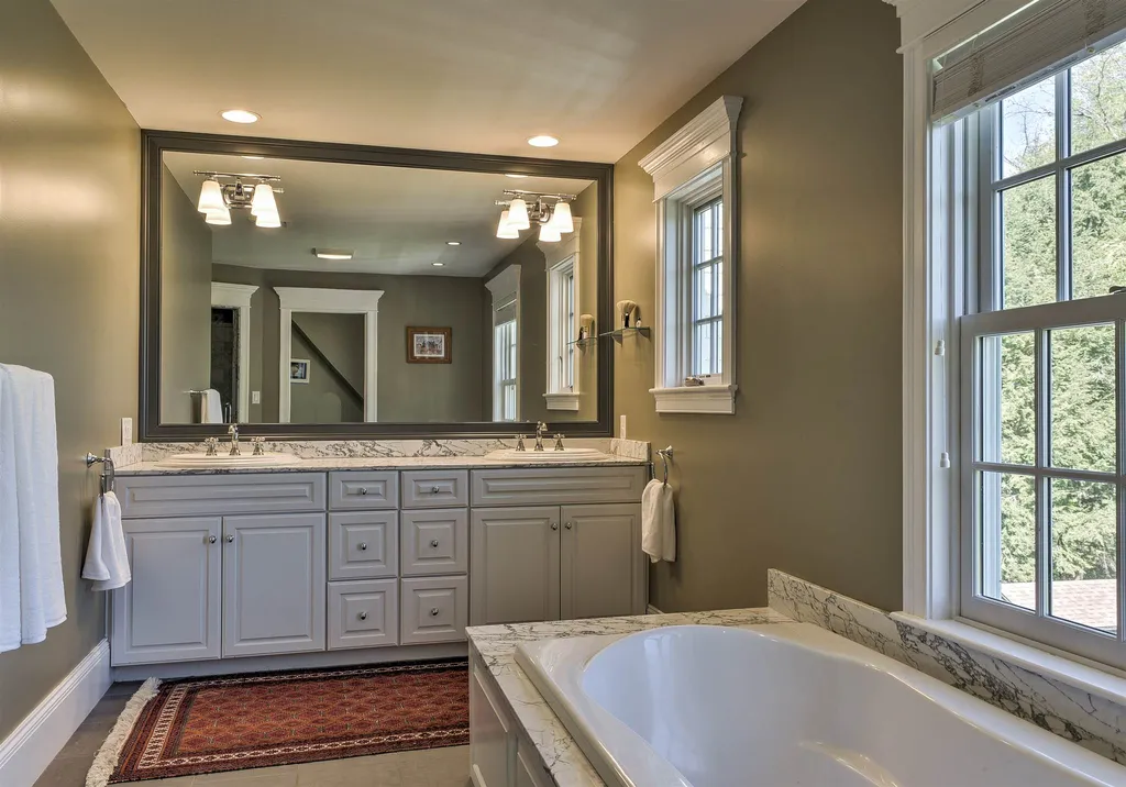 75 Bradford Road Keene NH 03431