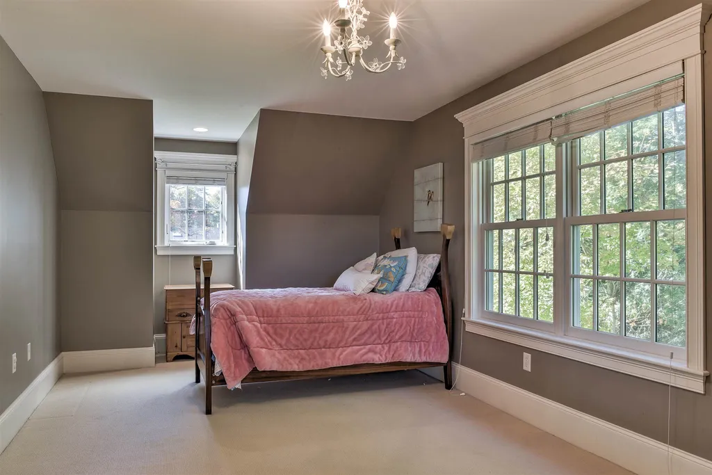 75 Bradford Road Keene NH 03431