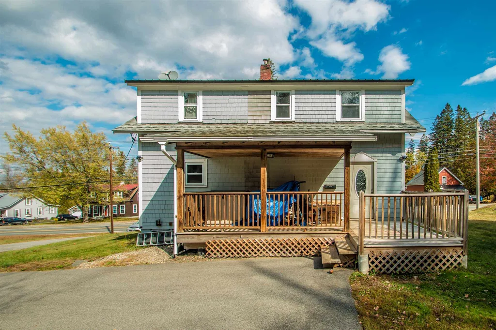69 Portland Street Lancaster NH 03584