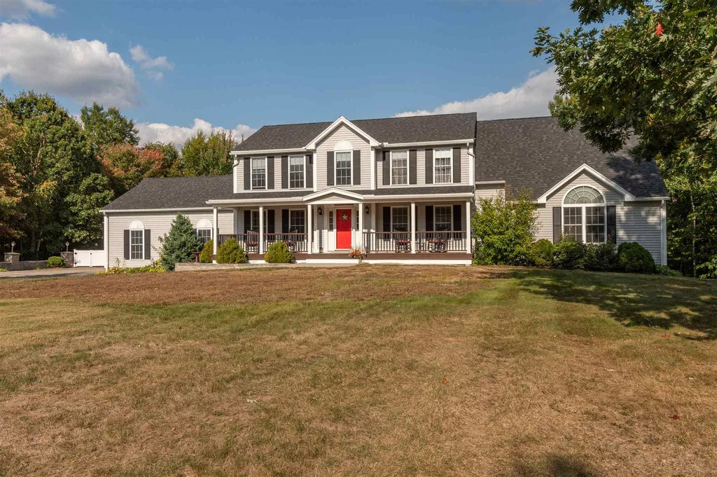 8 Laurel Road Hooksett NH 03106
