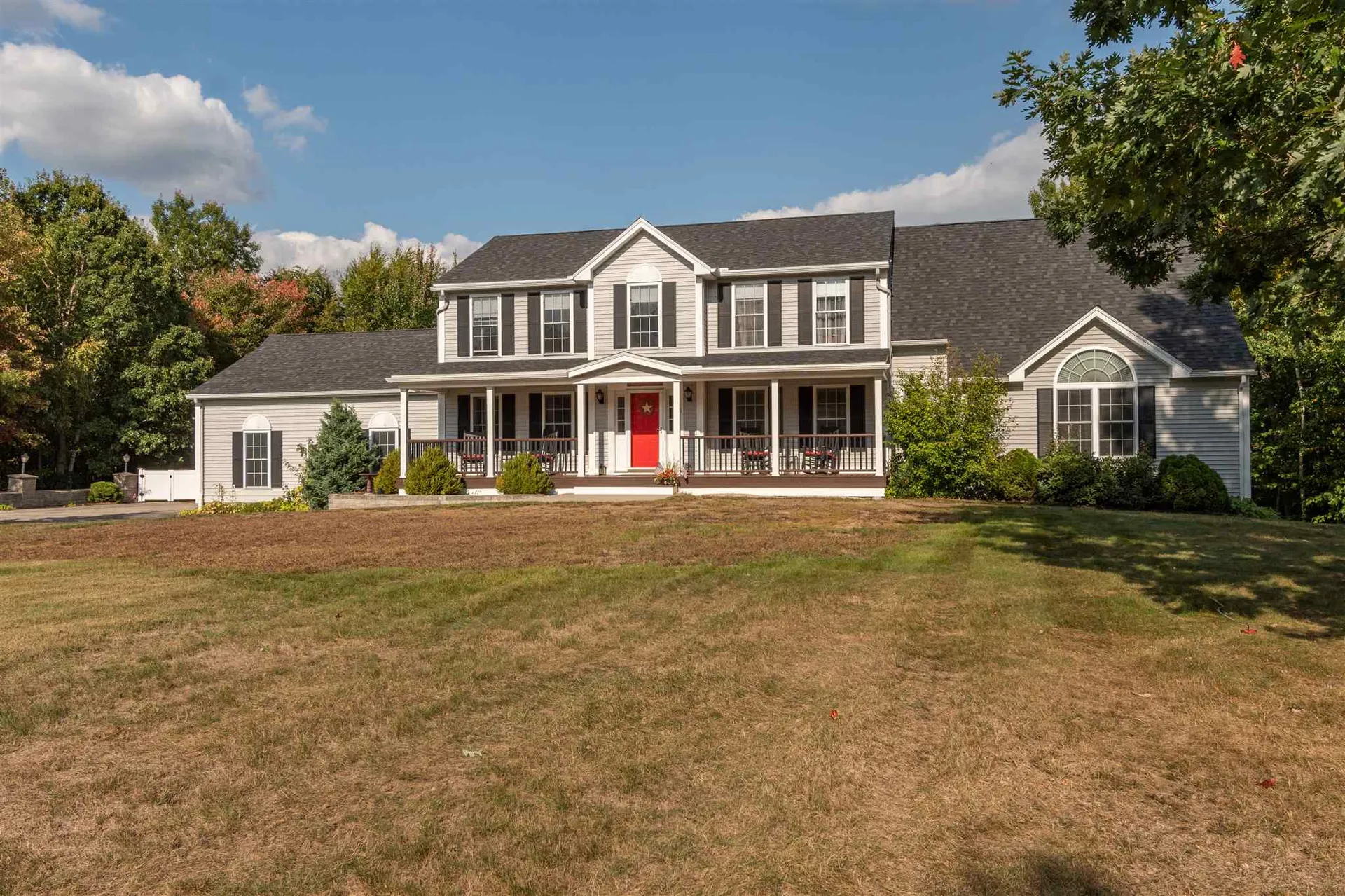 8 Laurel Road Hooksett NH 03106
