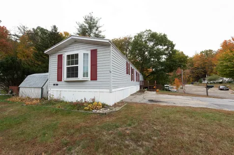 29 Duston Drive Boscawen NH 03303