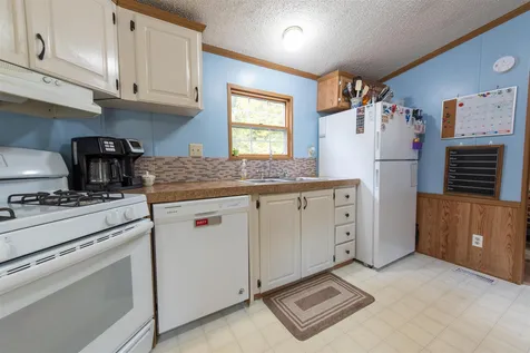 29 Duston Drive Boscawen NH 03303