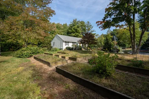 5 Pacheco Drive Salem NH 03079