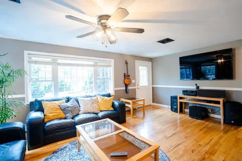 5 Pacheco Drive Salem NH 03079