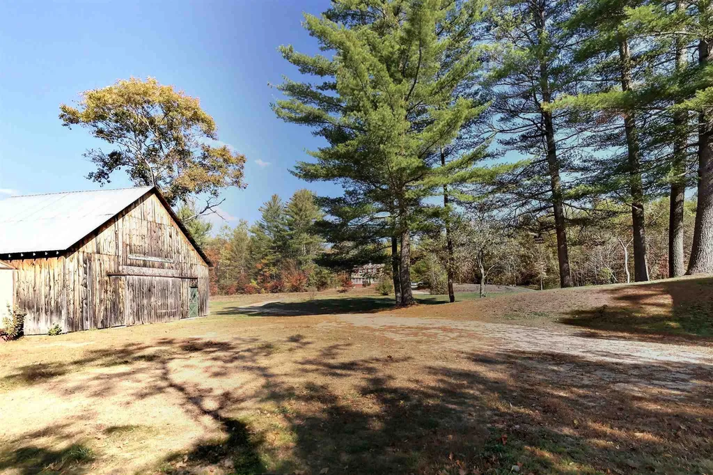 372 Us Route 4 Danbury NH 03230