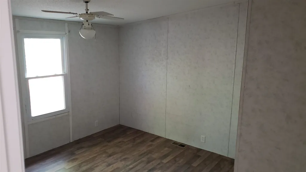 28 Estes Road Rochester NH 03839