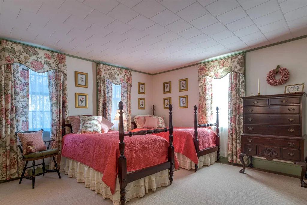 415 Dartmouth College Highway Haverhill NH 03765