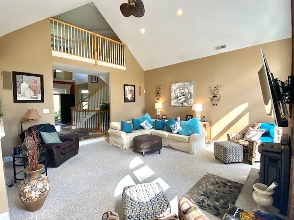 8 Parker Lane Bedford NH 03110