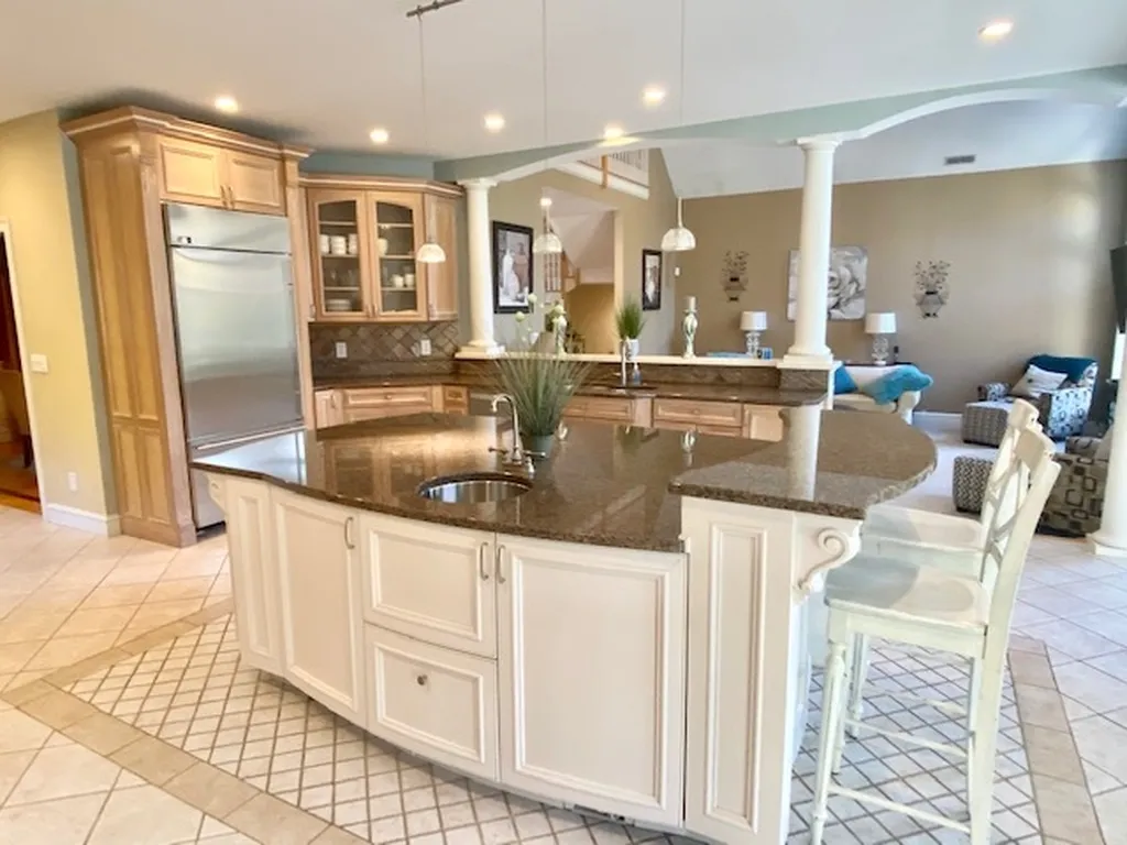 8 Parker Lane Bedford NH 03110