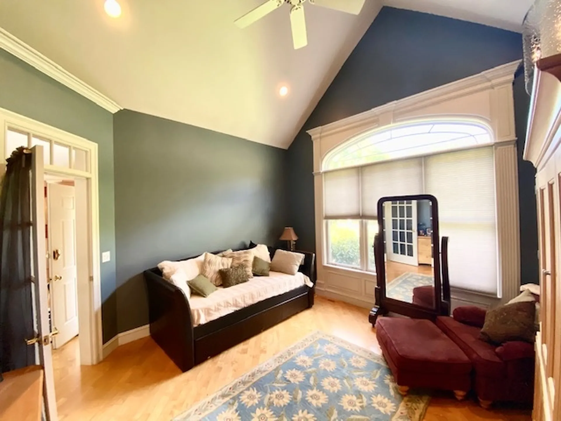 8 Parker Lane Bedford NH 03110
