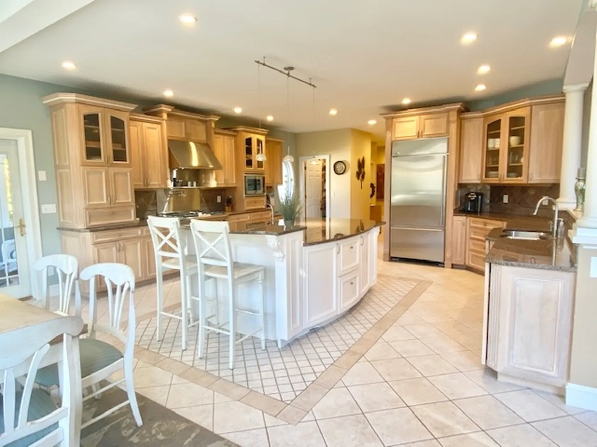 8 Parker Lane Bedford NH 03110
