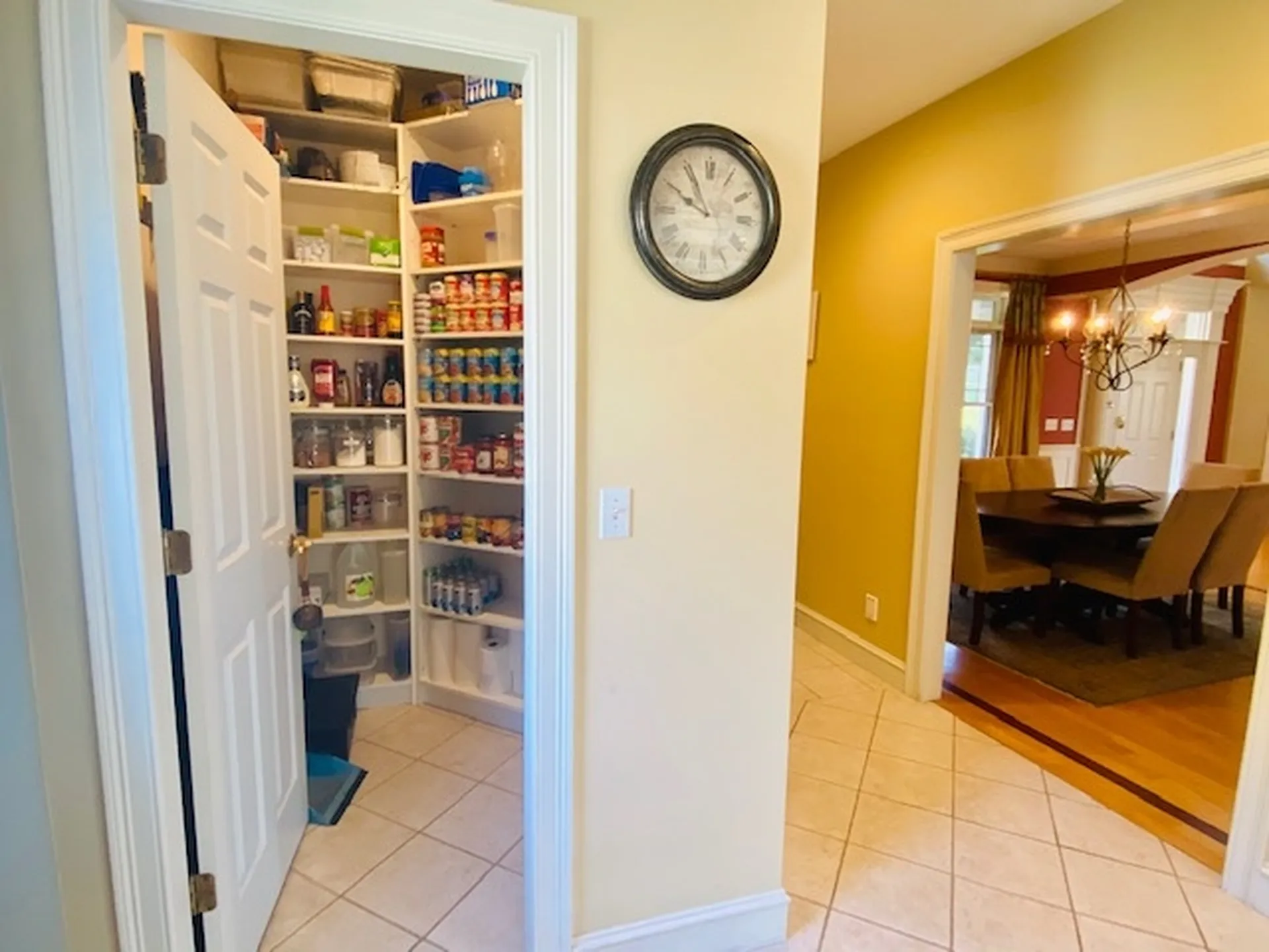 8 Parker Lane Bedford NH 03110