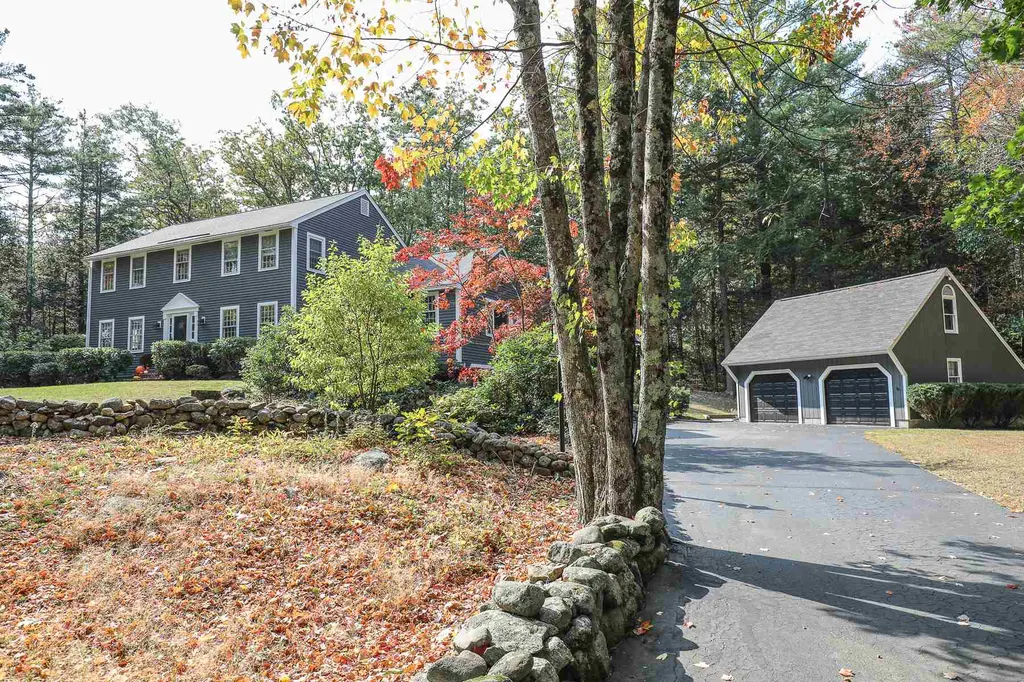 74 Blanford Place Bedford NH 03110