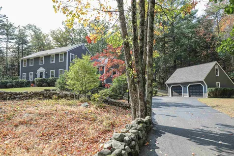 74 Blanford Place Bedford NH 03110
