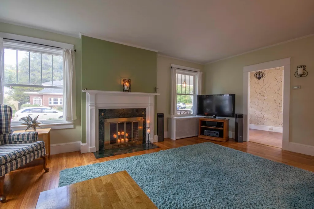 97 Lexington Avenue Manchester NH 03104