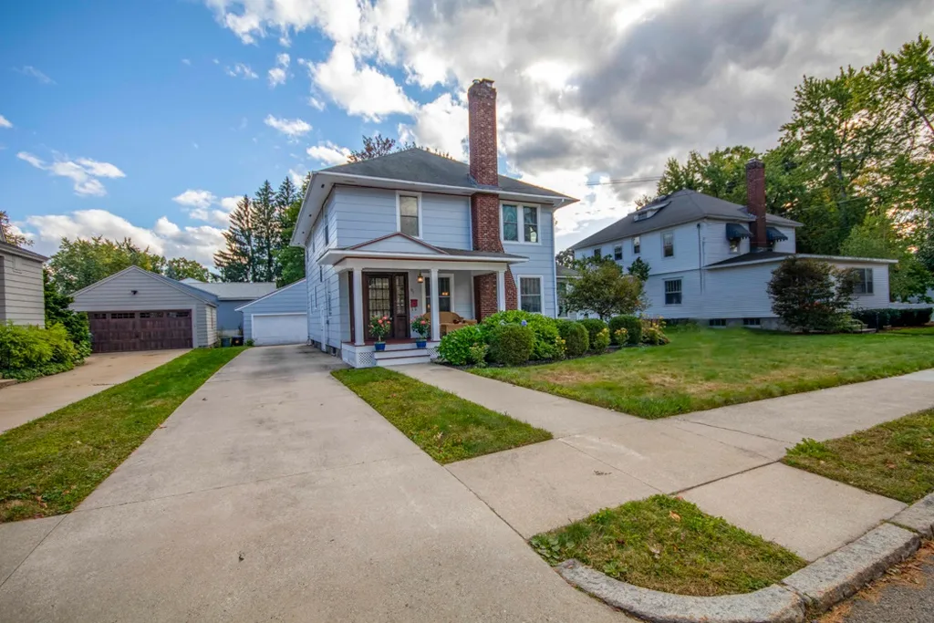 97 Lexington Avenue Manchester NH 03104