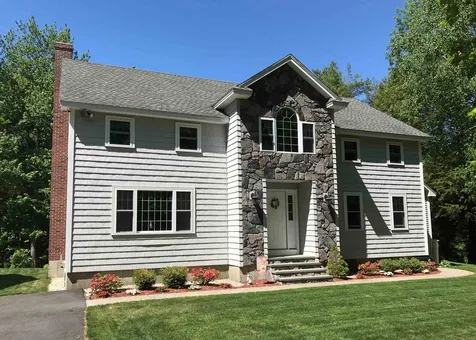7 Cloverfield Road Newbury NH 03255