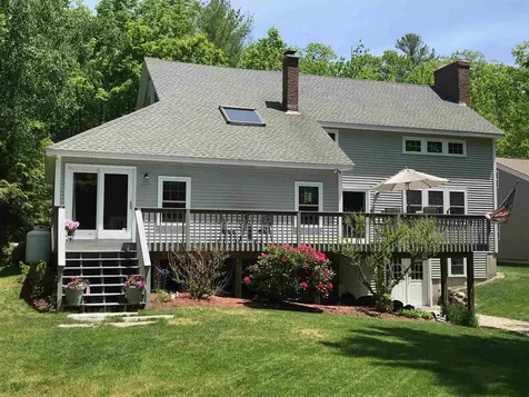 7 Cloverfield Road Newbury NH 03255