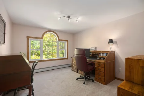 7 Cloverfield Road Newbury NH 03255