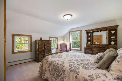 7 Cloverfield Road Newbury NH 03255