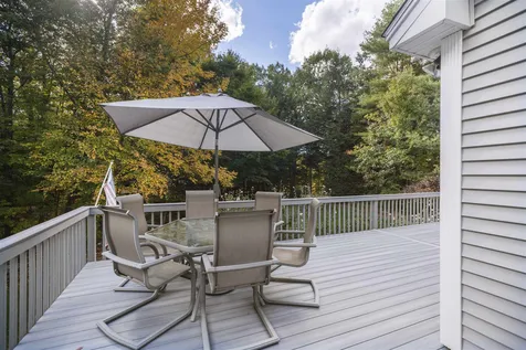 7 Cloverfield Road Newbury NH 03255