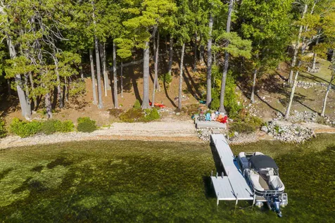 7 Cloverfield Road Newbury NH 03255