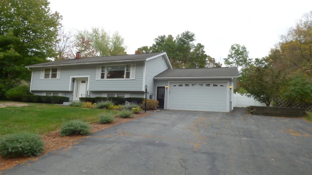 19 Raymond Drive Merrimack NH 03054