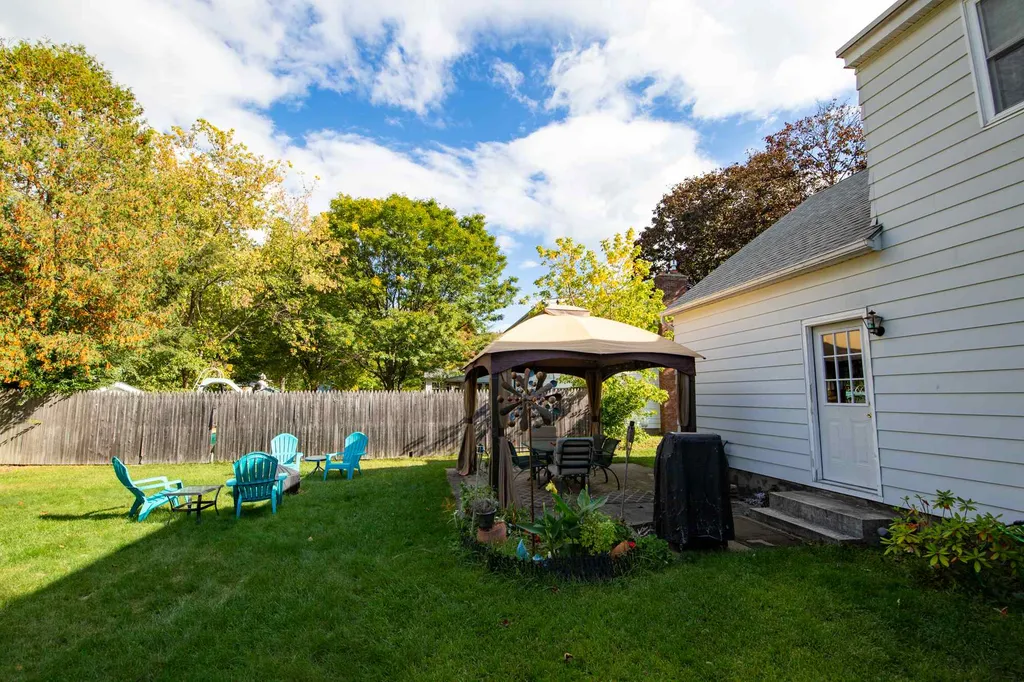 14 Murray Drive Essex VT 05452