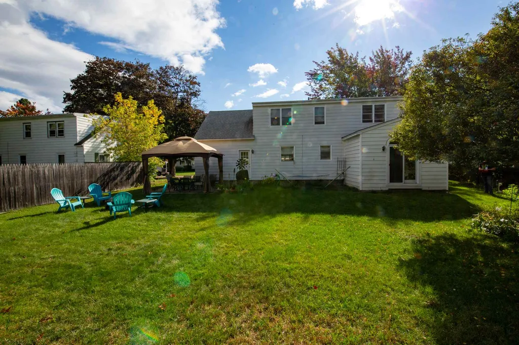 14 Murray Drive Essex VT 05452