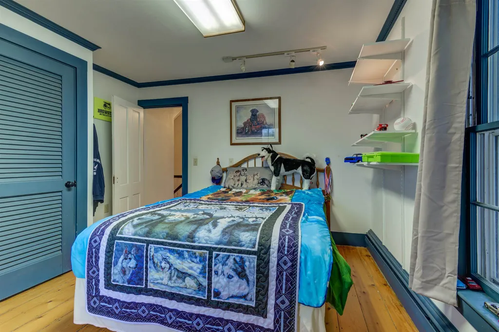 295 S Main Street Wolfeboro NH 03894