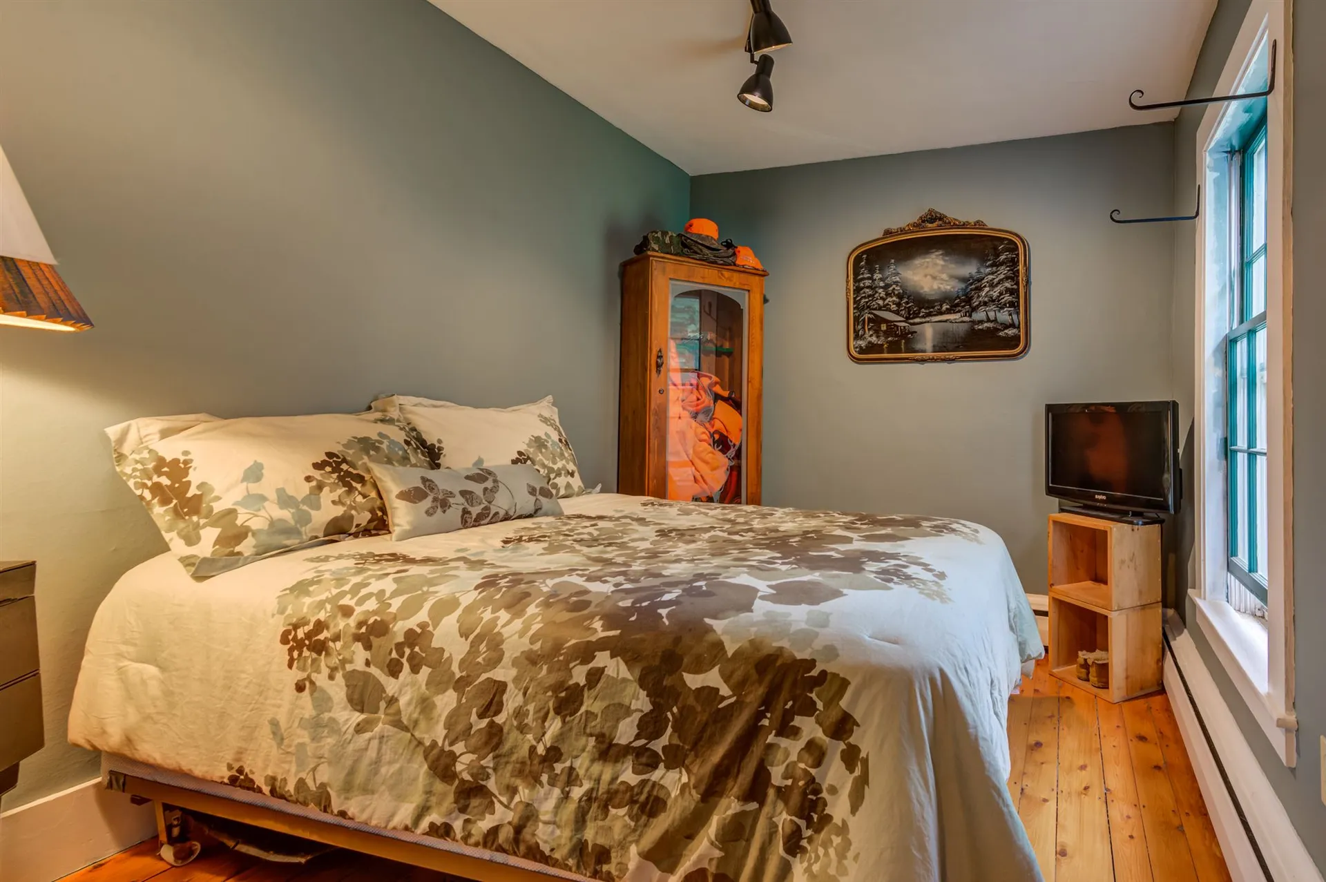 295 S Main Street Wolfeboro NH 03894