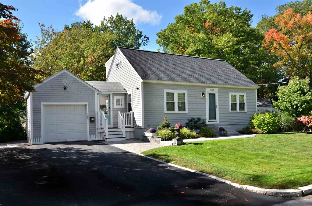 1044 Hall Street Manchester NH 03104