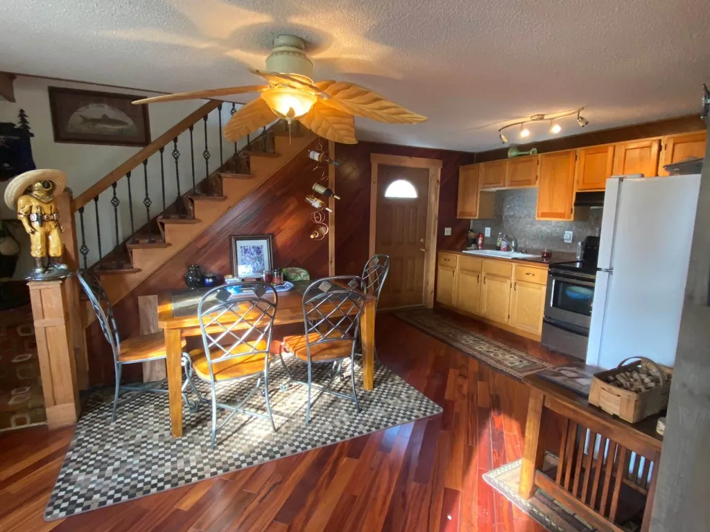 73 Pond Street Newport City VT 05855