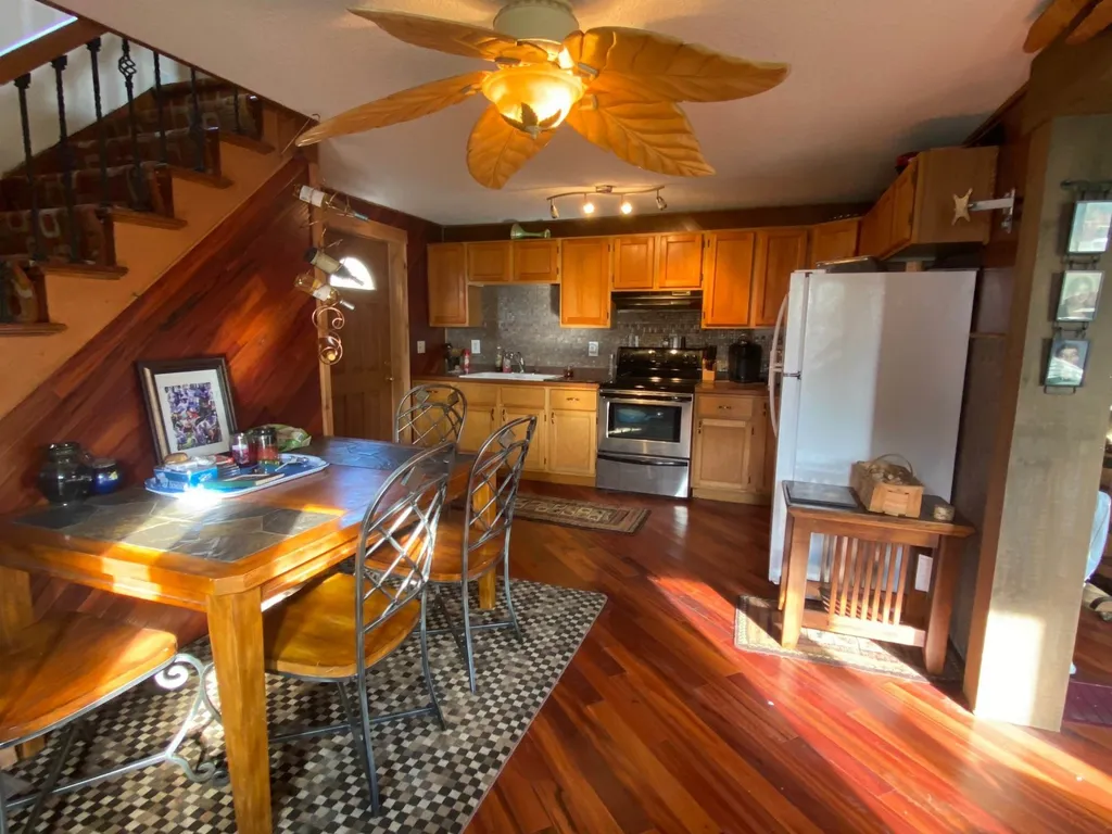 73 Pond Street Newport City VT 05855