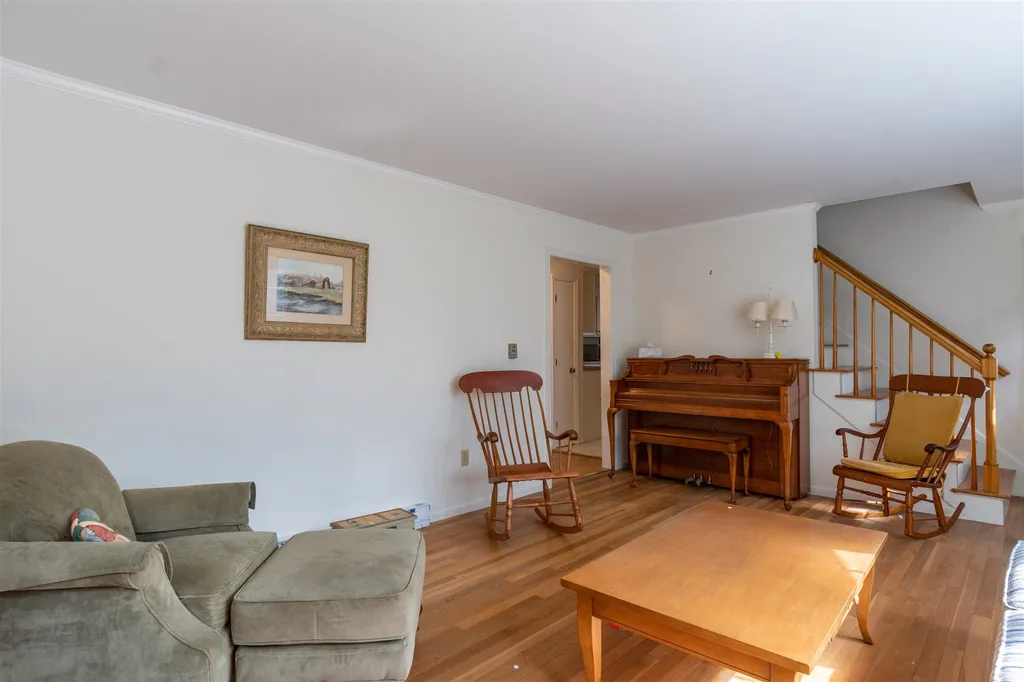 4 Joanne Street Merrimack NH 03054