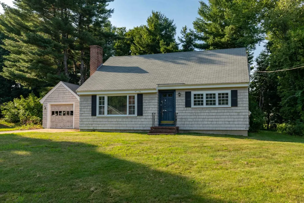 23 Riverside Drive Dover NH 03820