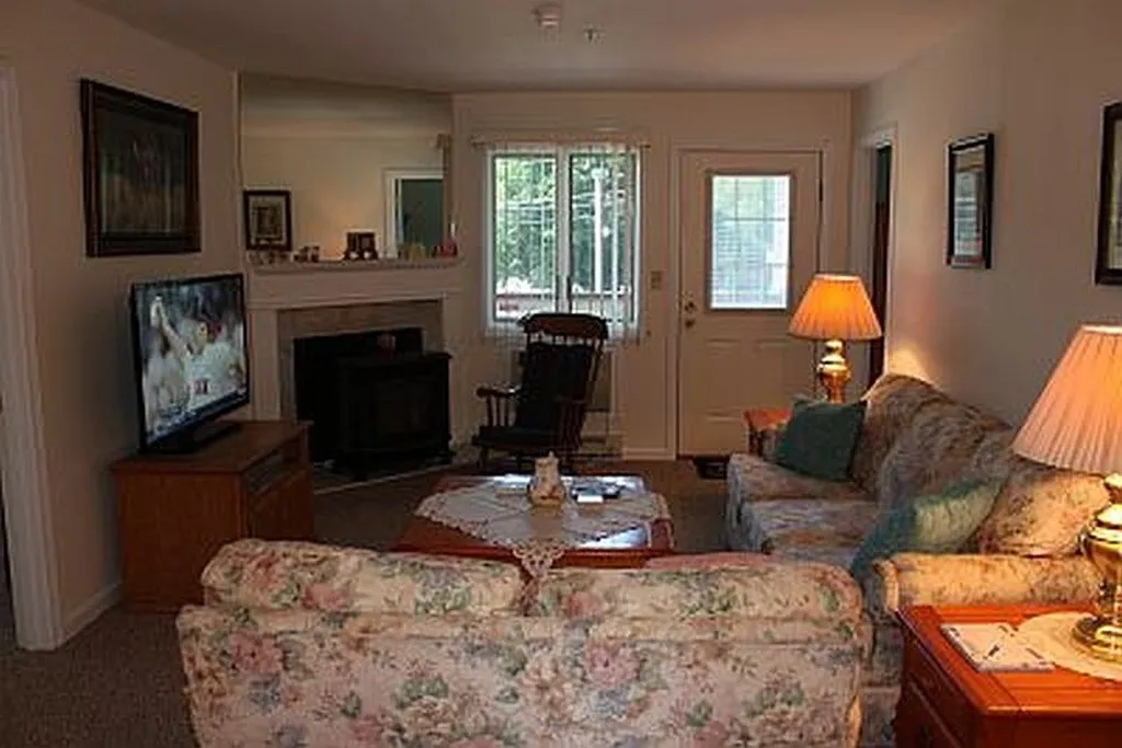 227 Main Street Lincoln NH 03251
