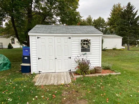 33 Hazel Street Hollis NH 03049