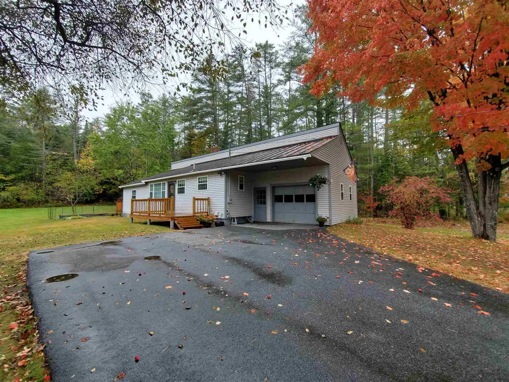 81 Maple Street Enfield NH 03748