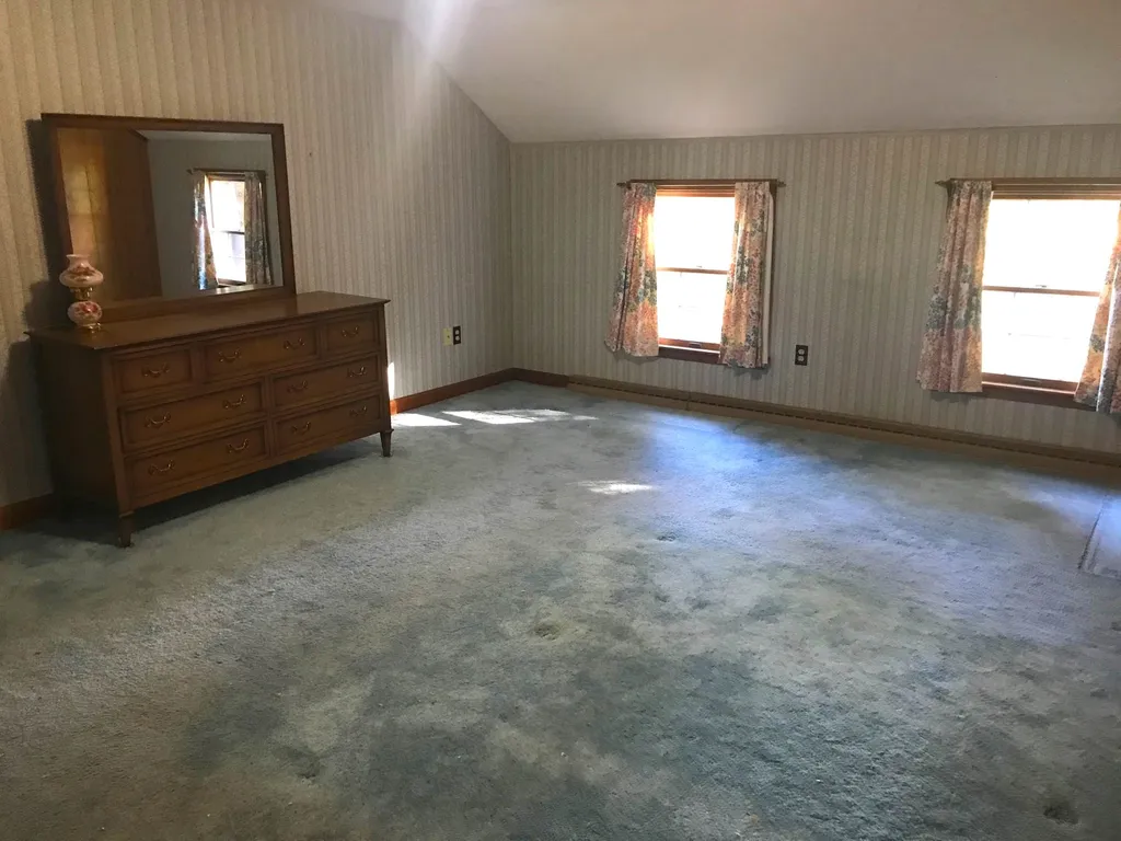 12 Regina Road Portsmouth NH 03801