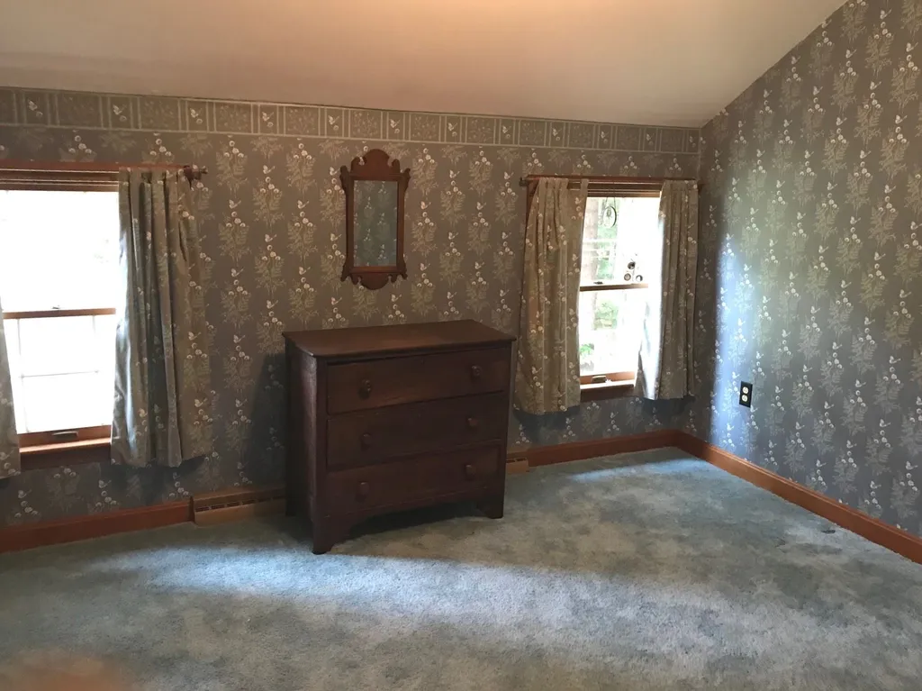12 Regina Road Portsmouth NH 03801