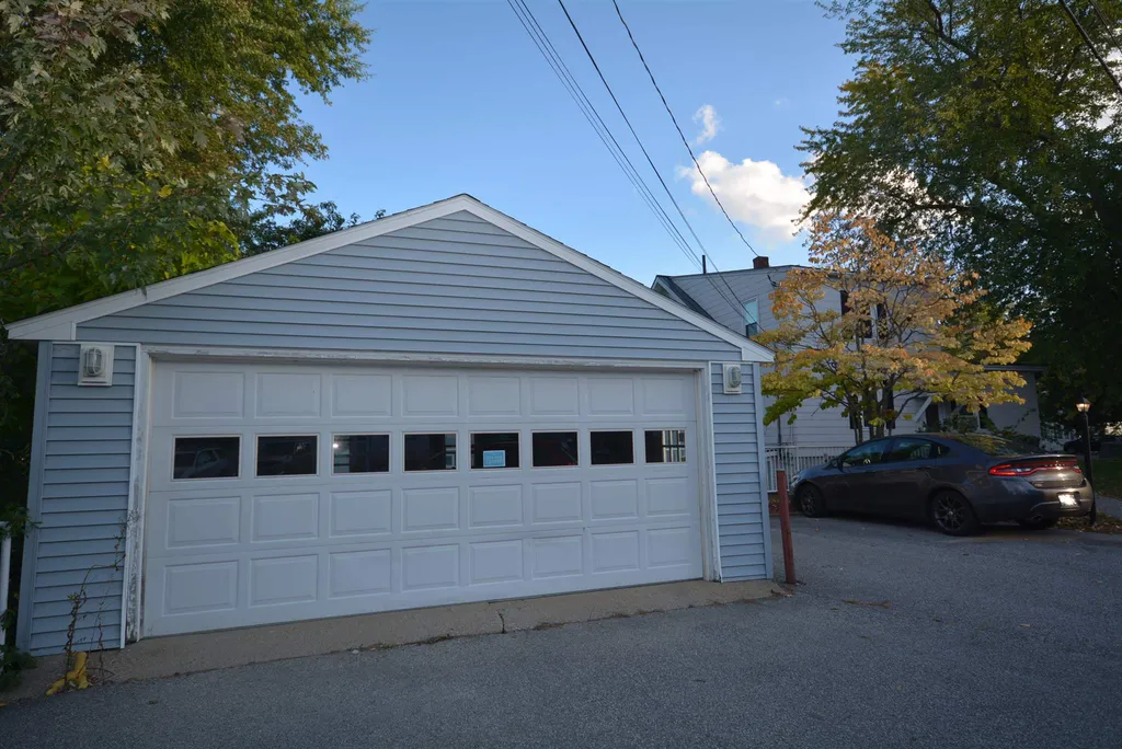 255 Mast Road Manchester NH 03102