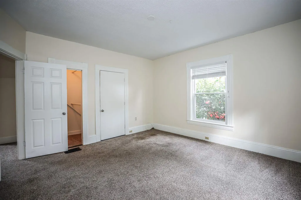 92 Goffe Street Manchester NH 03102