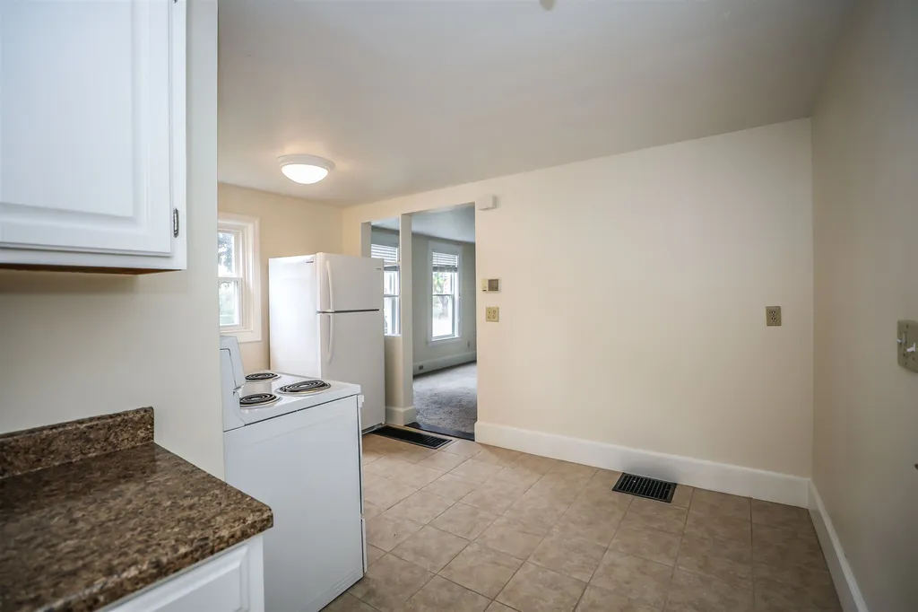 92 Goffe Street Manchester NH 03102