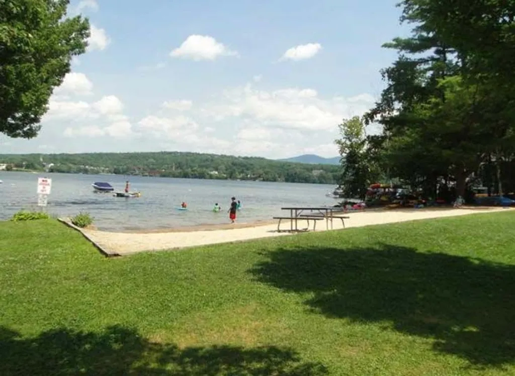 129 Morningside Drive Laconia NH 03246