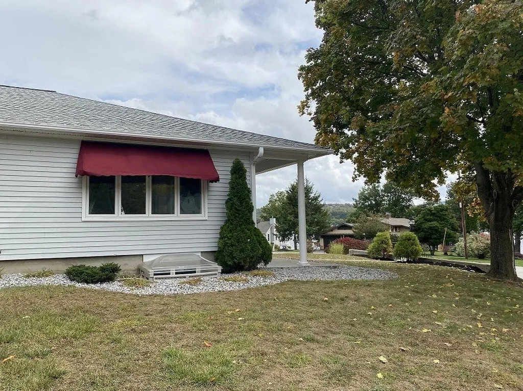 129 Morningside Drive Laconia NH 03246