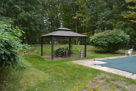 17 Christine Drive Atkinson NH 03811