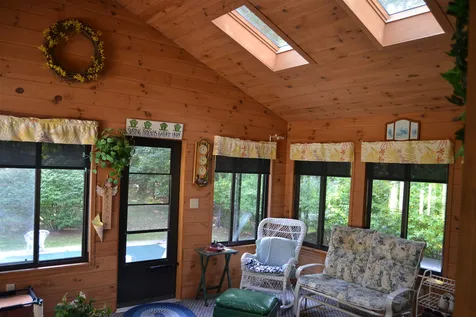 17 Christine Drive Atkinson NH 03811