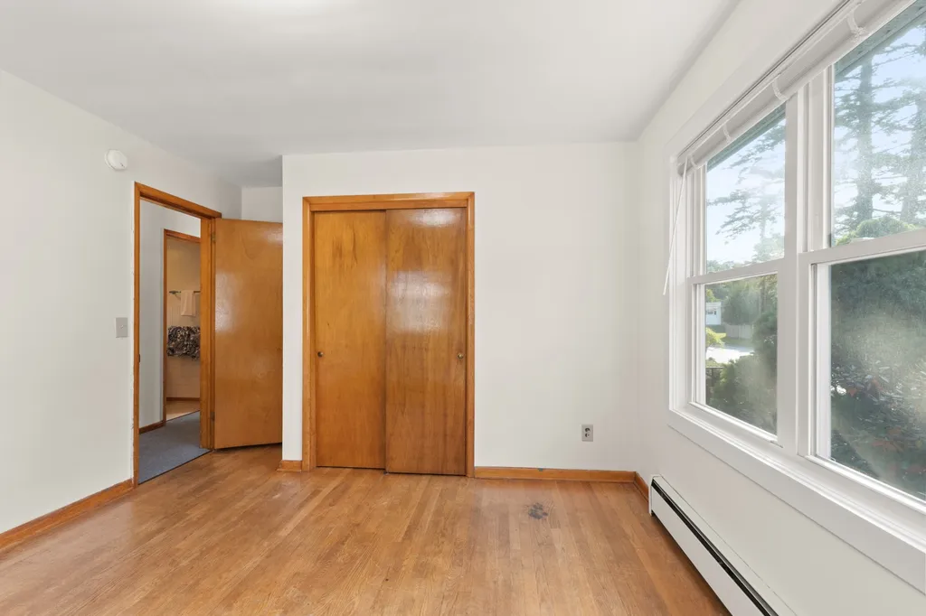 21 Suburban Square South Burlington VT 05403